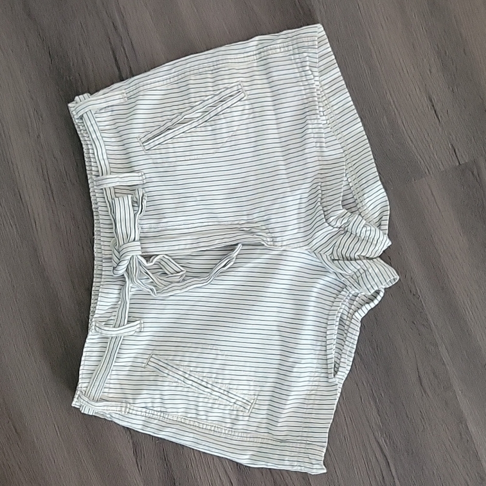 FINAL DISCOUNT, MUST GO! Striped Shorts
